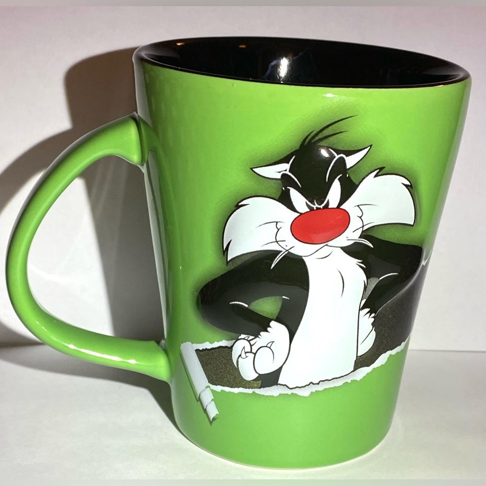 Six Flags Looney Tunes Sylvester Mug 3D Rare